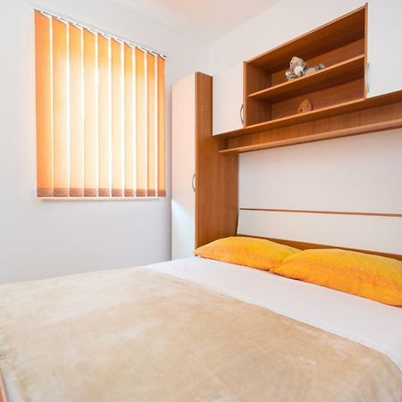 Adria Punat Apartments Eksteriør bilde
