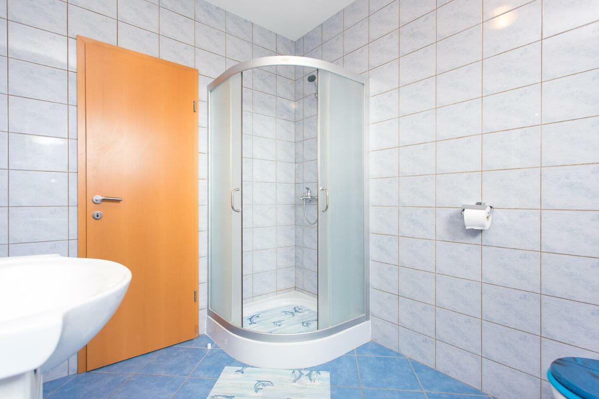 Adria Punat Apartments Eksteriør bilde