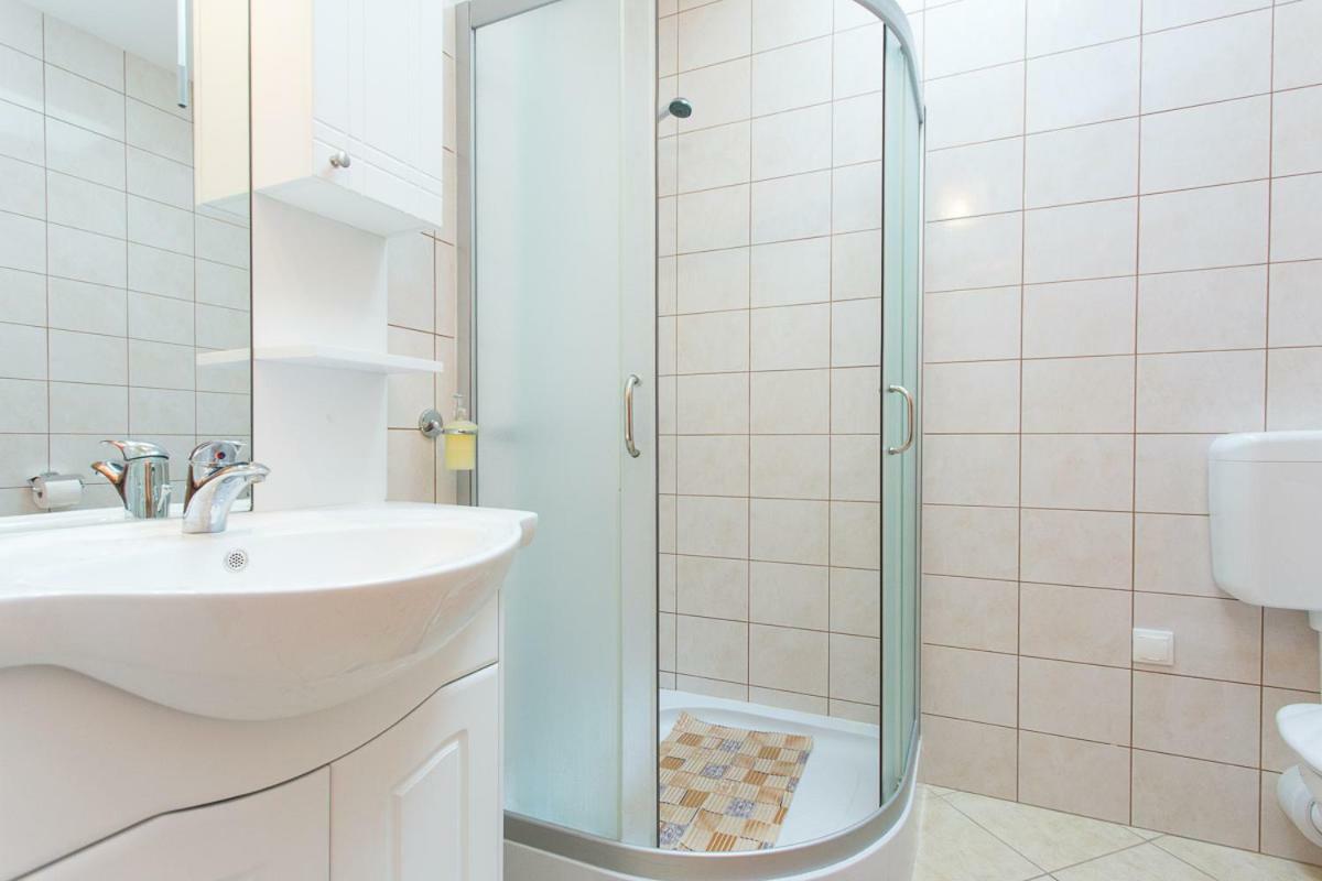 Adria Punat Apartments Eksteriør bilde